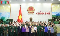 Deputi PM Vietnam, Vu Duc Dam bertemu delegasi peserta Provinsi Bac Kan