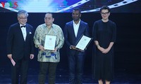 Upacara penutupan dan pemberian penghargaan Festival Film Vietnam yang ke-20