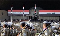 Irak mengadakan parade militer merayakan kemenangan atas IS