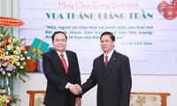 Ketua Pengurus Besar Front Tanah Air Vietnam, Tran Thanh Man mengucapkan selamat Hari Natal tahun 2018