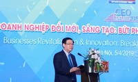 Deputi PM Vietnam, Vuong Dinh Hue menghadiri Forum CEO 2019