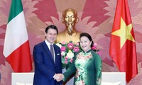 Ketua MN Vietnam, Nguyen Thi Kim Ngan melakukan pertemuan dengan PM Italia, Giuseppe Conte