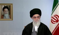 Ayatollah Ali Khamenei mengutuk intrik memecah belah Iran dan Irak 