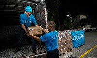 UNICEF Menyampaikan 10 Ton Produk Nutrisi Bantuan Darurat Bagi Anak-Anak Malnutrisi di Vietnam