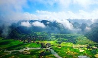 Menguaktabirkan Keindahan Lung Van, Hoa Binh