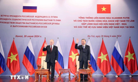 Presiden Vietnam, To Lam dan Presiden Rusia, Vladimir Putin Lakukan Pertemuan dengan Pimpinan Asosiasi Persahabatan Vietnam-Rusia dan Alumni Vietnam di Rusia 