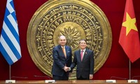 Perkuat Lebih Lanjut Kerja Sama antara MN Vietnam dengan Parlemen Yunani