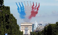 Défilé du 14 juillet: les soldats américains ouvrent la marche