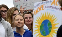 Greta Thunberg manifeste devant la Maison Blanche