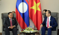 Tran Dai Quang rencontre Bounnhang Vorachith, Hun Sen et Moon Jae-in