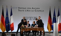 France, Germany sign new friendship treaty