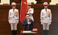 Vuong Dinh Hue elected as Chairman of the National Assembly