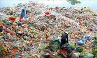 Vietnam, US join hands to reduce harm of plastic pollution on public health