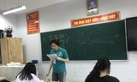 Volunteers provide free summer classes for 9th graders in Hanoi