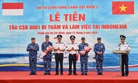 Vietnam Coast Guard ship begins official visit to Indonesia