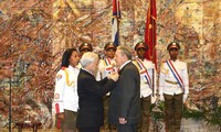  Sekjen Nguyen Phu Trong menyampaikan tilgram terima kasih kepada Sekretaris Pertama KS PKK Kuba, Raul Castro Ruz sehubungan dengan kunjungannya