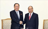 PM Vietnam, Nguyen Xuan Phuc menerima Menlu RDRK, Ri Yong Ho