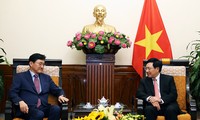 Deputi PM, Menlu Vietnam Pham Binh Minh menerima Deputi Menlu, Kepala SOM-ASEAN Republik Korea