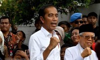 Komite Pemilihan Umum  Indonesia mengumumkan Joko Widodo telah menjadi Presiden