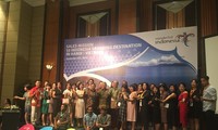 Misi dagang menyosialisasikan 10 tempat wisata yang menarik baru Indonesia di Kota Hanoi