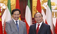 PM Nguyen Xuan Phuc melakukan kunjungan resmi ke Kuwait untuk mempererat hubungan dua negara