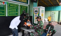    Belajar pengalaman dari Vietnam, Indonesia menggelarkan program ATM beras untuk para orang miskin