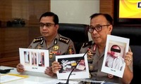 Hukuman yang serius untuk benggolan “anak cabang” organisasi Al-Qaeda di Indonesia