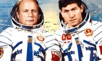 Perkenalan tentang astronot asal Vietnam dan satelit, stasiun antariksa di Vietnam