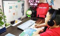 Ikhtisar Surat Beberapa Pendengar dan Perkenalkan Sepintas tentang Kegiatan Belajar dan Mengajar Secara Online di Vietnam