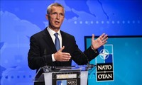 NATO Tegaskan Usahakan Kanal-Kanal Dialog dengan Rusia