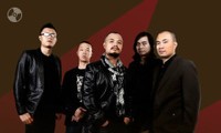 Tran Lap – “Dinding” dan Lagu-Lagu Legendaris