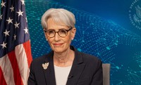 Deputi Menlu AS, Wendy Sherman Kunjungi Vietnam