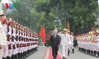 KPV-Generalsekretär Nguyen Phu Trong nimmt am Schuljahresbeginn der Sicherheitsakademie