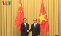 Staatspräsident Tran Dai Quang empfängt Vorsitzenden des chinesischen Volkskongresses