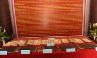 Ausstellung “Holztafel Phuc Giang –Weltdokumentarerbe”