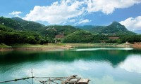 Thung Nai, die Halong-Bucht mitten im Gebirge im Nordwesten