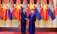 Kambodschas Premierminister Hun Sen beendet sein Vietnam-Besuch