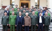 KPV-Generalsekretär, Staatspräsident Nguyen Phu Trong nimmt an der Sitzung der Parteileitung der Polizei teil