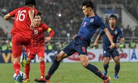 Vietnams Fußballnationalmannschaft kämpft gegen Thailand beim ersten Spiel der Qualifikationsrunde der WM 2022