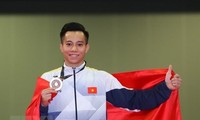 Le Thanh Tung gewinnt das zweite Ticket für vietnamesisches Turnen zur Teilnahme an Olympischen Spielen 2020