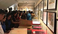 Ausstellung der historischen und rechtlichen Dokumente über Hoang Sa und Truong Sa in Kon Tum