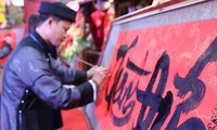 Kalligraphie-Ausstellung mit dem Thema “Thang Long-Hanoi”