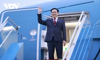 Parlamentspräsident Vuong Dinh Hue besucht Kambodscha