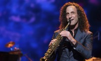 Saxophonist Kenny G tritt in Vietnam auf