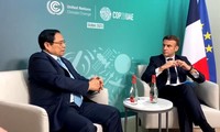 Premierminister Pham Minh Chinh führt bilaterale Treffen am Rande der COP28