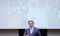 Premierminister Pham Minh Chinh nimmt am vietnamesisch-japanischen Forum für Arbeitszusammenarbeit teil