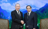 Premierminister Pham Minh Chinh empfängt den malaysischen Vize-Premierminister