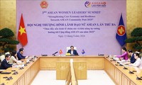 Premierminister Pham Minh Chinh nimmt am Gipfel der ASEAN-Leiterinnen teil