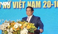 Premierminister Pham Minh Chinh ruft vietnamesische Frauen Engagement für die Entwicklung des Landes auf