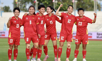 Die vietnamesische Frauenfußballmannschaft gewinnt die Silbermedaille bei den 33. Südostasienspielen